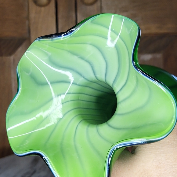 Green Glass Vase - Picture 10 of 11